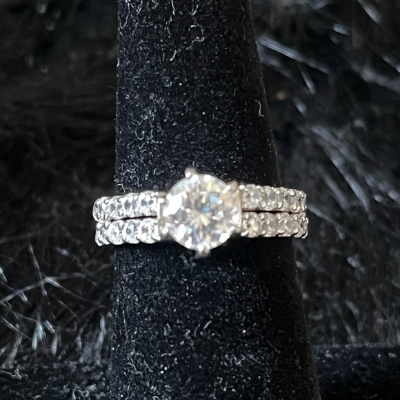 Jewelry - Sterling Silver Engagement Ring Size 6.5
